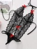 alul nyitott csipke body
