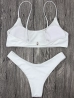 divatos fehér bikini