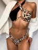 leopárdmintás és fekete bikini